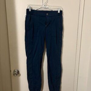 Athleta Navy Blue Brooklyn Jogger Pants – Size 2 Tall (2T)